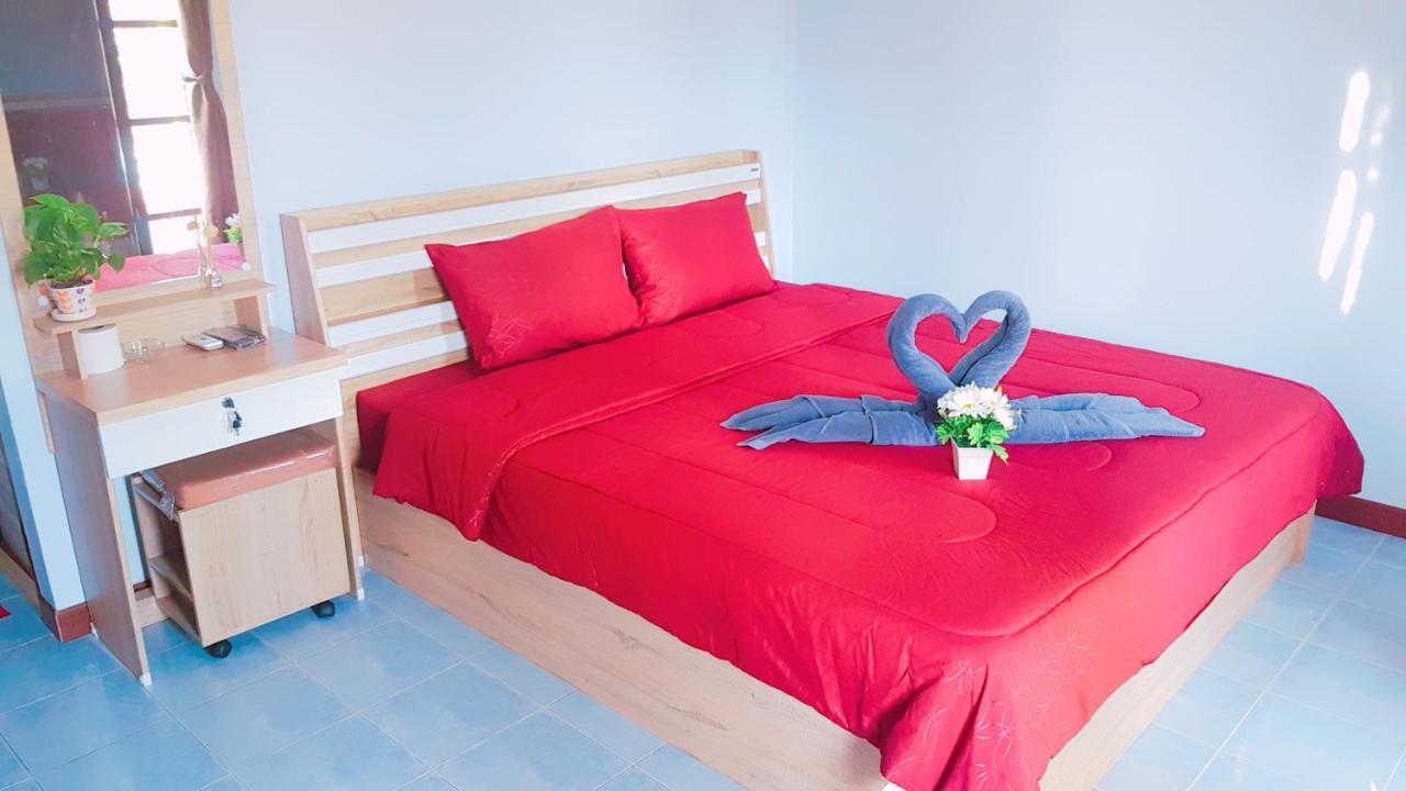 Arun Phuket Residents Apartman Nai Yang Beach Kültér fotó